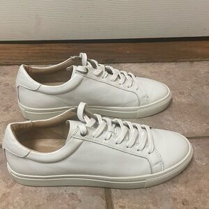 USED WHITE SUITSUPPLY SNEAKERS
